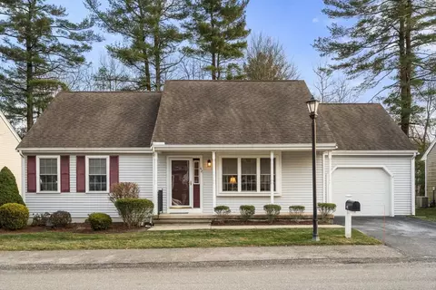 42 Brewster Rd #42, Stoughton, MA 02072