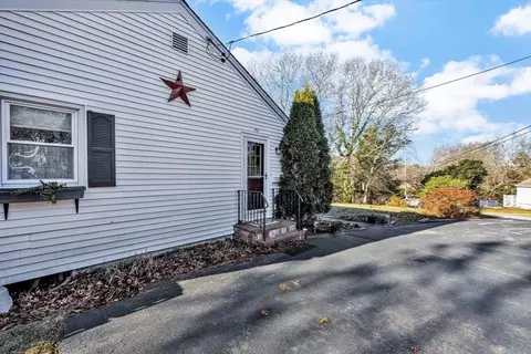 48 Maple St, Bourne, MA 02532 photo 26