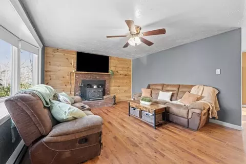 3 Hebert Rd, Spencer, MA 01562 photo 3