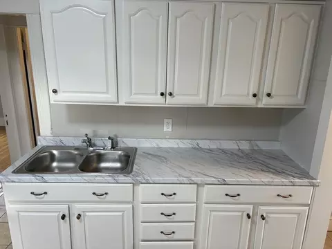 797 Carew St, Springfield, MA 01104 photo 20
