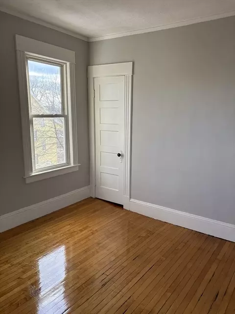 797 Carew St, Springfield, MA 01104 photo 18