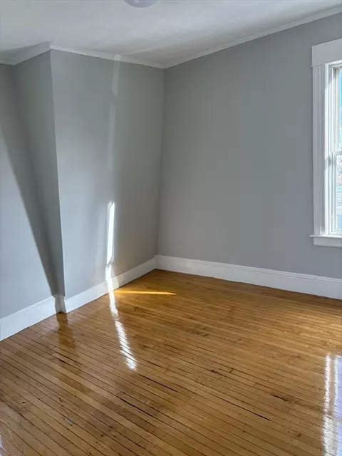 797 Carew St, Springfield, MA 01104 photo 17