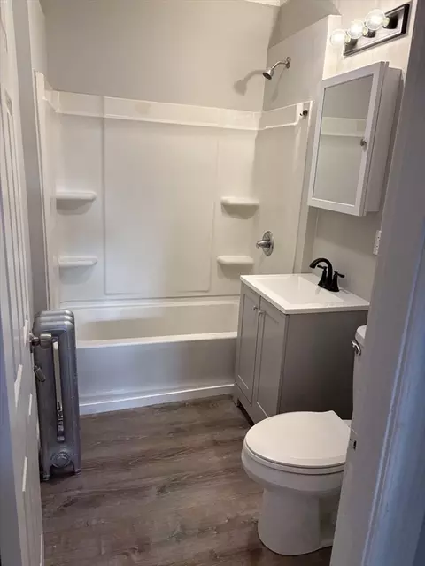 797 Carew St, Springfield, MA 01104 photo 24