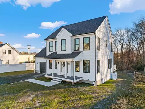 143 Meeson St, Fall River, MA 02724 photo 3