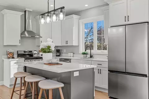 143 Meeson St, Fall River, MA 02724 photo 12