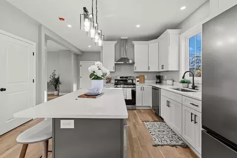 143 Meeson St, Fall River, MA 02724 photo 10