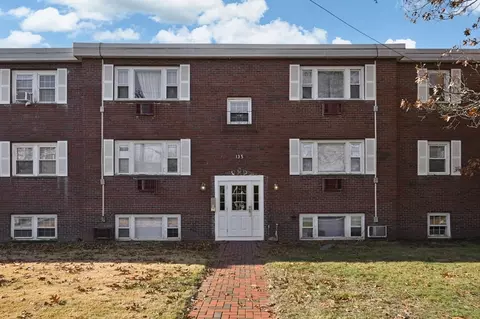 135 Willard St #8, Quincy, MA 02169