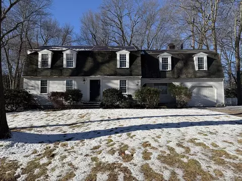 54 Rogers Rd, East Longmeadow, MA 01028