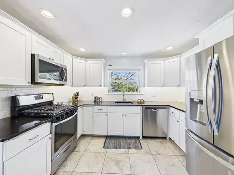 199 Quaker Ln, Acushnet, MA 02743 photo 13