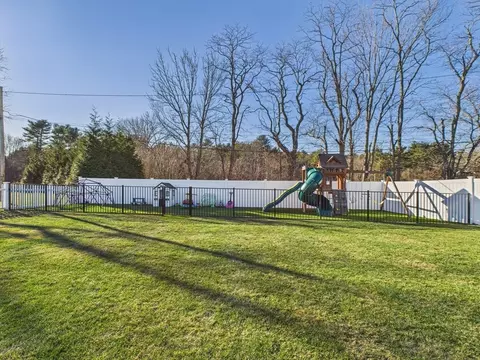 199 Quaker Ln, Acushnet, MA 02743 photo 10