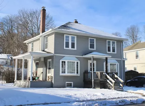 87 Malden St, Worcester, MA 01606