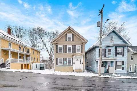 49 6th St, Lowell, MA 01850