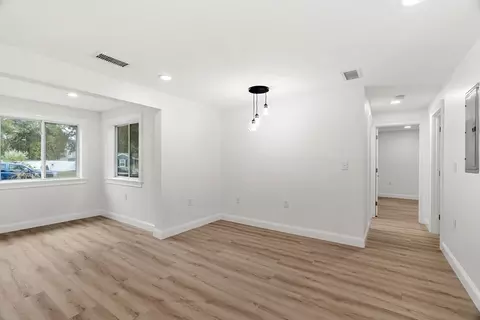 12 Exeter St, Danvers, MA 01923 photo 13