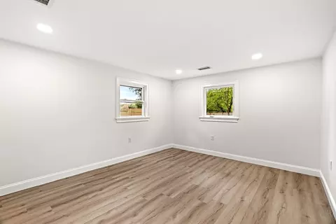 12 Exeter St, Danvers, MA 01923 photo 25