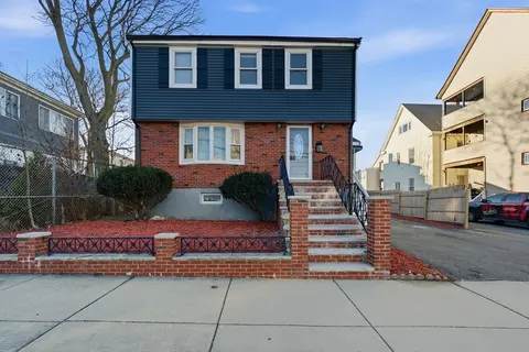 9 Reynolds Ave, Everett, MA 02149