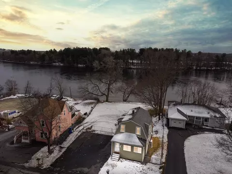 514 Lowell St, Methuen, MA 01844