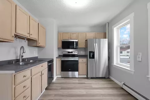 514 Lowell St, Methuen, MA 01844 photo 9