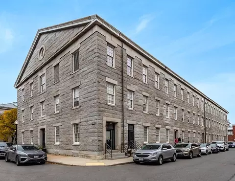 33 Third Ave, Charlestown, MA 02129