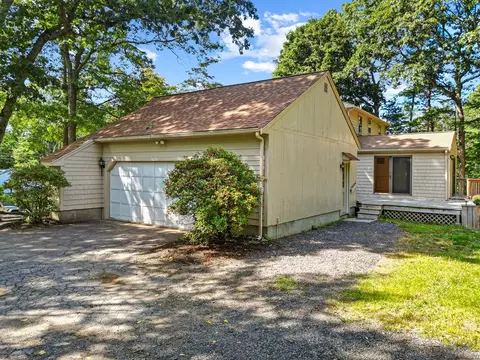Exterior - 456 Gorwin Dr, Hanson, MA 02341 photo 8 of 10