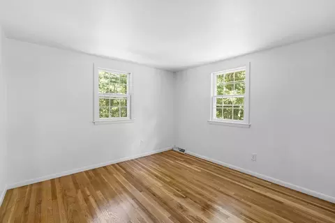 Bedroom - 456 Gorwin Dr, Hanson, MA 02341 photo 5 of 6