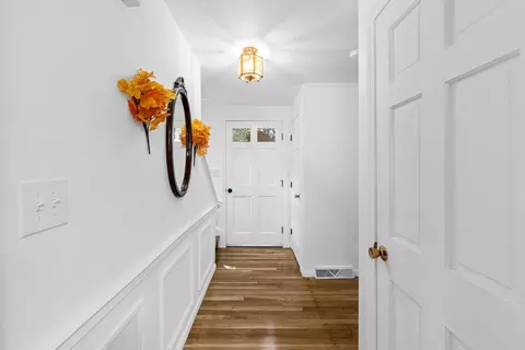 Entry Way - 456 Gorwin Dr, Hanson, MA 02341 photo 1 of 4