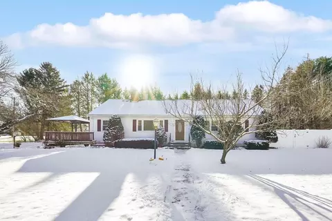6 Katie St, Wilbraham, MA 01095