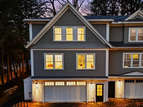 32 Edgewood Rd #1, Lexington, MA 02420