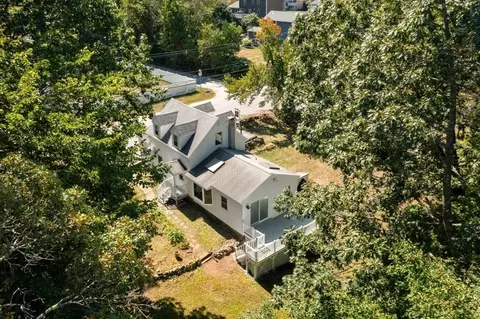 42 Pinehurst Ave, Billerica, MA 01821