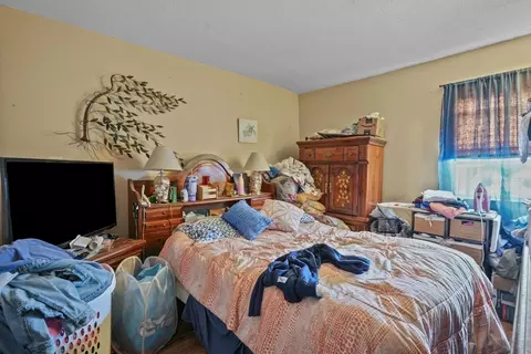 Bedroom - 1792 Pleasant St, Fall River, MA 02723 photo 1 of 5