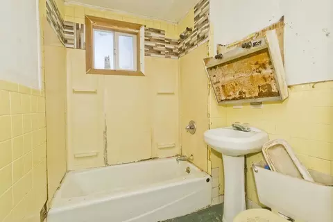 88 Marble St, Springfield, MA 01105 photo 24
