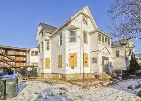 88 Marble St, Springfield, MA 01105 photo 2