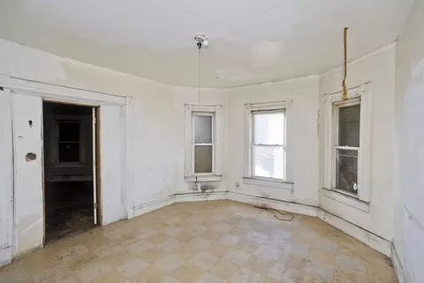 88 Marble St, Springfield, MA 01105 photo 7
