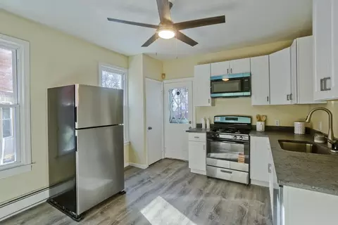 30 Parkwood St, Springfield, MA 01108 photo 19