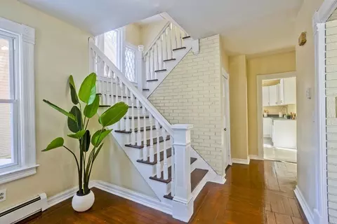30 Parkwood St, Springfield, MA 01108 photo 3