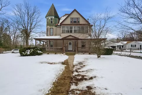 340 Oak St, Indian Orchard, MA 01151