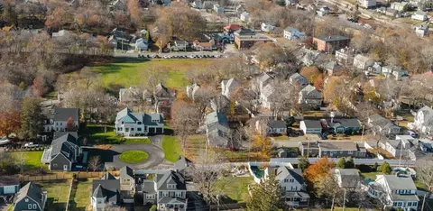 41 Lantern Ln, Braintree, MA 02184