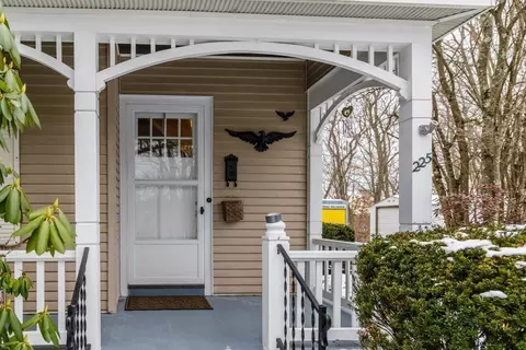 Exterior - 225 Wallingford Ave, Athol, MA 01331 photo 2 of 7
