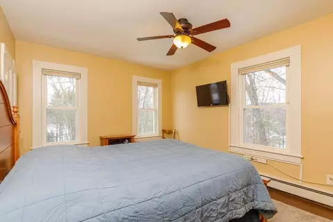Bedroom - 225 Wallingford Ave, Athol, MA 01331 photo 1 of 4