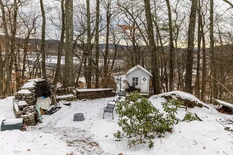 Exterior - 225 Wallingford Ave, Athol, MA 01331 photo 6 of 7