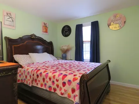 Bedroom - 52 Ward St, Raynham, MA 02767 photo 5 of 6