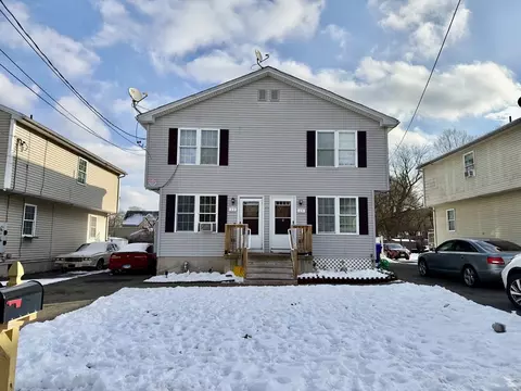 63-65 Pinevale St, Springfield, MA 01151 photo 2