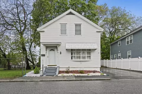 16 Court St, Lowell, MA 01852
