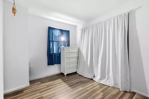 Bedroom - 108 Barre St, Springfield, MA 01119 photo 8 of 9