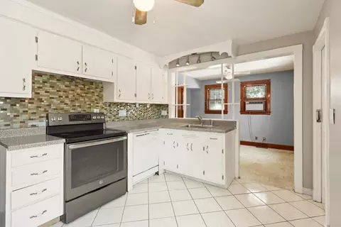 8 Plain St, Randolph, MA 02368 photo 11