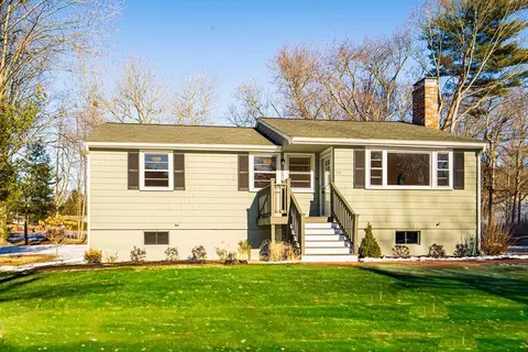 53 Park St, North Reading, MA 01864