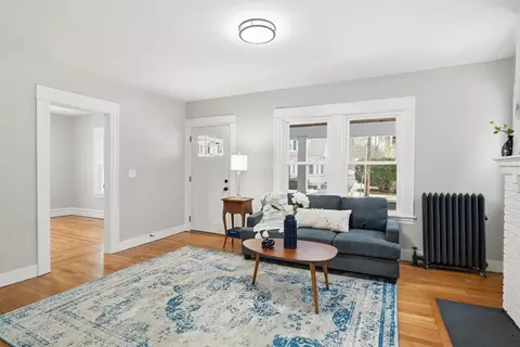 72 Sunapee St, Springfield, MA 01108 photo 4