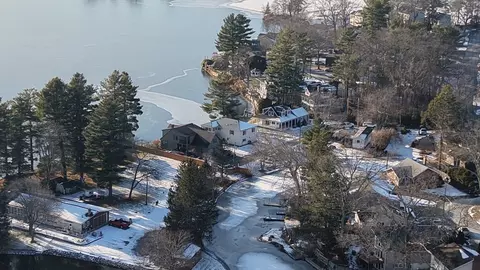 10 Indian Point Rd, Webster, MA 01570 photo 7