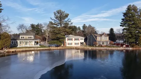 10 Indian Point Rd, Webster, MA 01570 photo 9