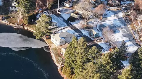 10 Indian Point Rd, Webster, MA 01570 photo 8