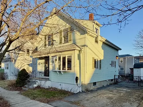 302 Maple St, Lynn, MA 01902